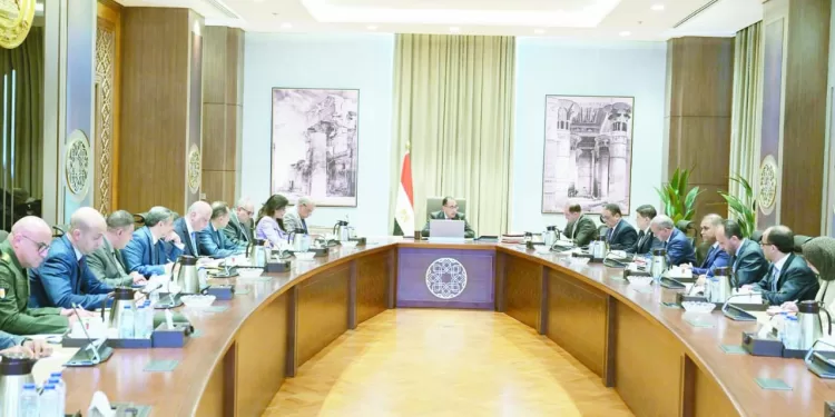 تحويل السيارات الحكومية للعمل بالغاز الطبيعى.. وحوافز للمواطنين 1 - جريدة الجمهورية شيكابالا: استمرار زيزو.. مطلب زملكاوى