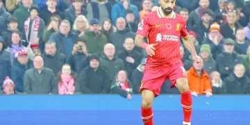 الأبيض خسر بهدف.. ورفض الصدارة