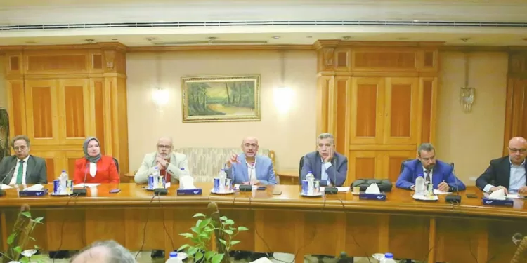 صالون الجمهورية يطرح السؤال: فى زمن الصراع.. كيف نحمى هويتنا الثقافـية؟ 1 - جريدة الجمهورية تدريبات إضافية فى الزمالك وتصحيح للأخطاء قبل مواجهة بطل موزمبيق