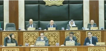 الوزير : تنفيذ كل ما يساهم فى تعزيز العلاقات بين الدول العربية الشقيقة 