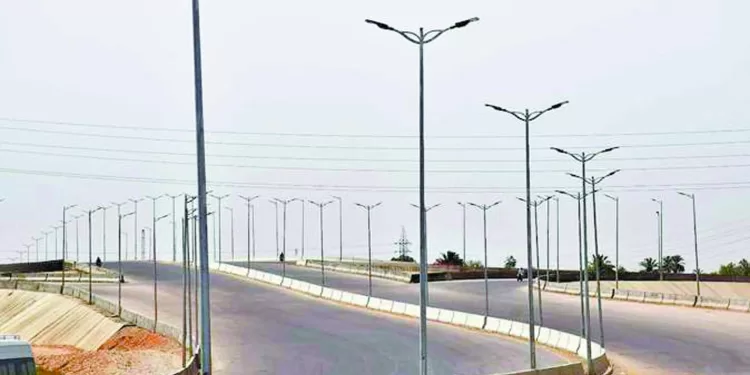 «الجمهورية»تواصل جولاتها الميدانية لرصد الإنجازات: محاور النيل.. «شرايين للتنمية»