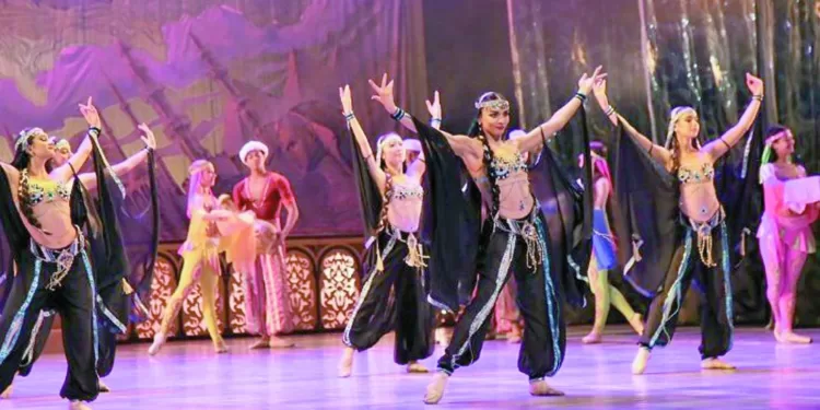 قبل انتقاله لأوبرا الإسكندرية: حكايات شهرزاد فى باليه «ألف ليلة وليلة» تبهر الحضور على المسرح الكبير 