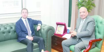 صناعة المهمات الكهربائية بالتعاون مع فرنسا