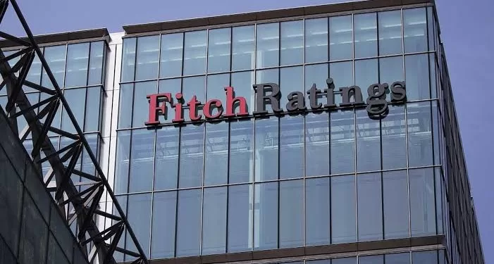 خبراء الاقتصاد: تصنيف «فيتش» ضوء أخضر للاستثمار في مصر.. وشهادة على نجاح السياسات الاقتصادية