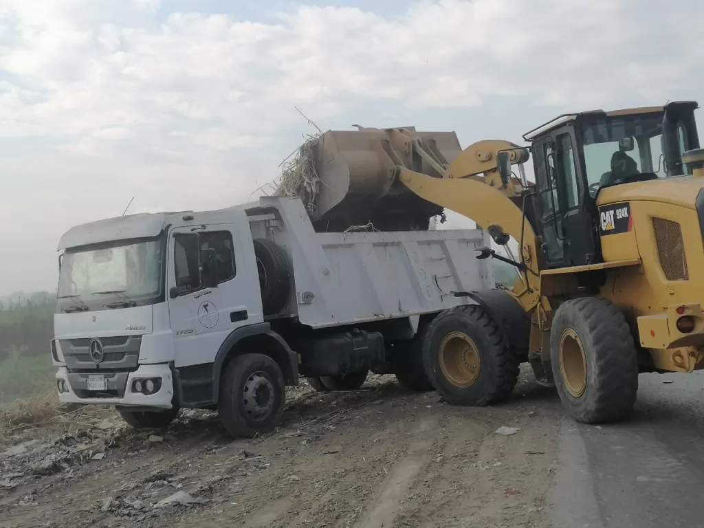 حملة مكثفة لإزالة مخلفات البناء وتجميل مداخل طلخا 4 - جريدة الجمهورية WhatsApp Image 2024 11 03 at 1.18.05 PM 3 - جريدة الجمهورية