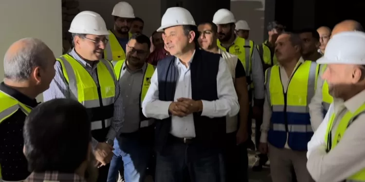 شيمي: لا مجال للتراخي.. سباق مع الزمن لتحديث صناعة الغزل والنسيج 1 - جريدة الجمهورية شيمي: لا مجال للتراخي.. سباق مع الزمن لتحديث صناعة الغزل والنسيج