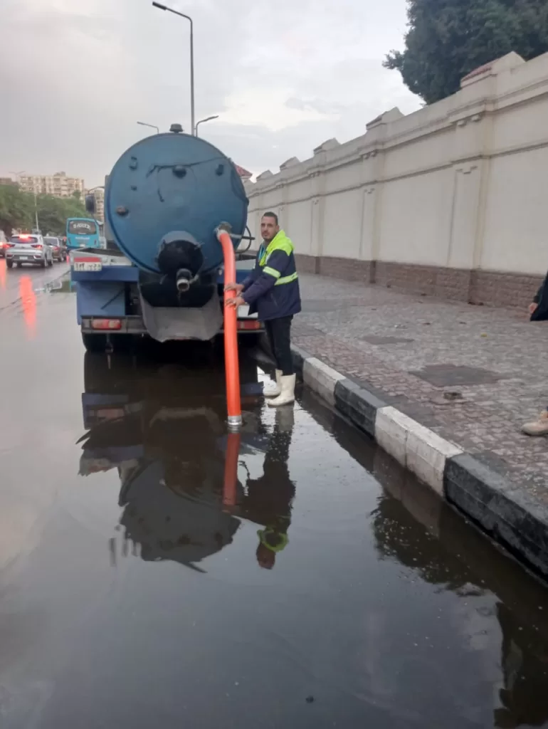 رئيس صرف صحى القاهرة لـ«الجمهورية»: سيطرنا على الأمطار خلال ساعتين واستمرار حالة الطوارئ 8 | جريدة الجمهورية