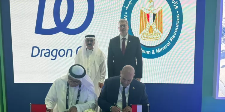 تعاون مصري إماراتي لتوظيف الذكاء الاصطناعي في تحسين كفاءة إدارة الخزانات البترولية