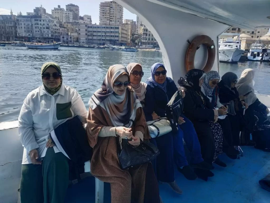 الدقهلية تحتفل بكبار السن برحلات ترفيهية 7 - جريدة الجمهورية WhatsApp Image 2024 11 08 at 9.05.06 PM 3 - جريدة الجمهورية