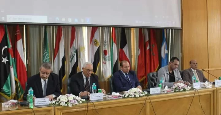 تأبين الراحل الدكتور الشافعي بشير عميد القانون الدولي