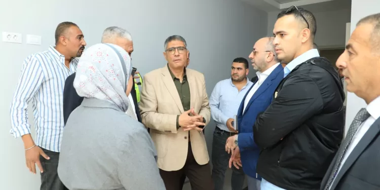 بولاق الدكرور تستقبل مستشفى حديثة بمعايير عالمية: محافظ الجيزة يتابع سير العمل