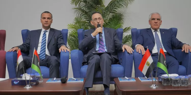 مصر وليبيا تتعاونان لتنمية صناعة الملابس وتوفير فرص عمل جديدة 1 - جريدة الجمهورية مصر وليبيا تتعاونان لتنمية صناعة الملابس وتوفير فرص عمل جديدة