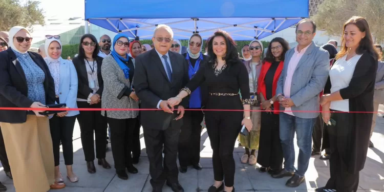 مكتبة الإسكندرية تفتتح ركنًا جديدًا للقراءة في الهواء الطلق 1 - جريدة الجمهورية مكتبة الإسكندرية تفتتح ركنًا جديدًا للقراءة في الهواء الطلق