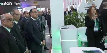 رئيس البريد تستعرض جهود تطوير الخدمات البريدية