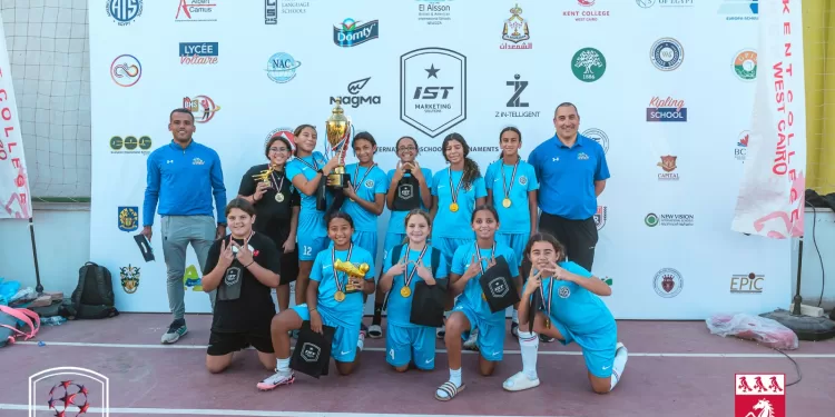 ختام بطولة «إى إس تى» للمدارس الدولية لكرة القدم في نسختها الرابعة