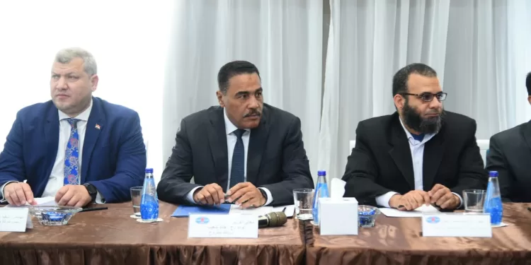 مجتمع مطروح يشارك في تقييم الآثار البيئية لمشروع خالدة للبترول