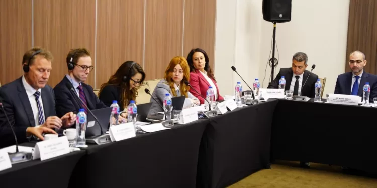 للخبراء والمستثمرين: ورشة عمل حول الفرص الاستثمارية في مشروعات البنية التحتية