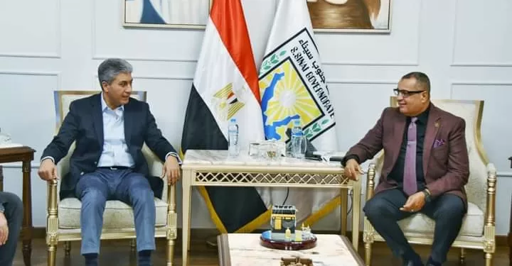 محافظ جنوب سيناء ووزير السياحة يبحثان سبل تسهيل إجراءات الاستثمار السياحي