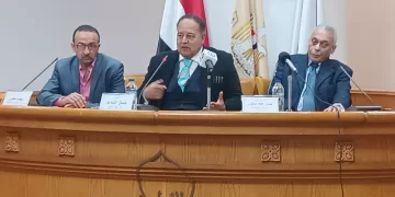 الأعلى للثقافة يفتح “جرح التطرف” بشجاعة على مائدة رجال الإعلام  ورجال الدين