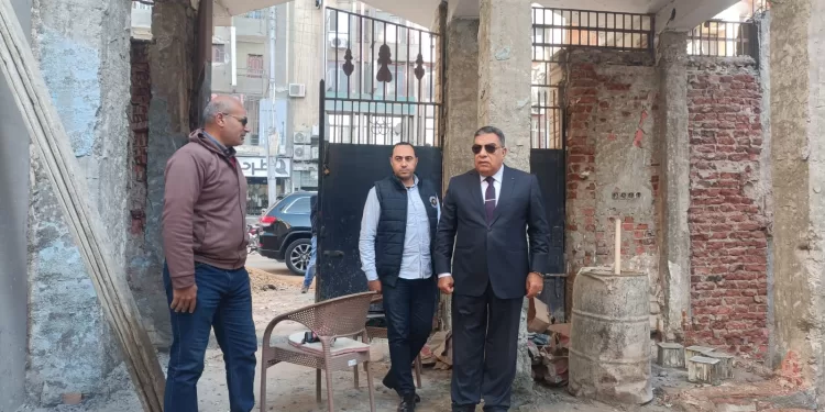 محافظ الدقهلية يتفقد حي غرب المنصورة ويوجه بتسريع ملف التصالح على مخالفات البناء 1 - جريدة الجمهورية محافظ الدقهلية يتفقد حي غرب المنصورة ويوجه بتسريع ملف التصالح على مخالفات البناء