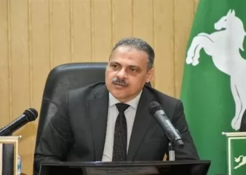 محافظ الشرقية يؤكد على توفير الرعاية الصحية لمصابى تصادم تريلا بأتوبيس