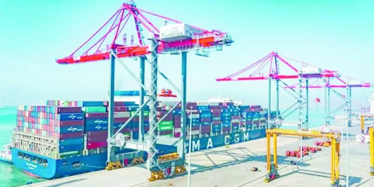 «خط الرورو» مصر تدخل المنافسة العالمية بالممرات اللوجيستية