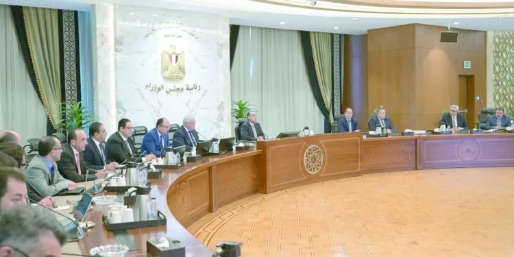 لمنع الغش وتسريب الامتحانات: مدبولى يستعرض مقترحات لضبط لجان الثانوية