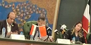 سفير الصين بالقاهرة: الحل السياسي هو السبيل الوحيد لإنهاء الأزمة السورية