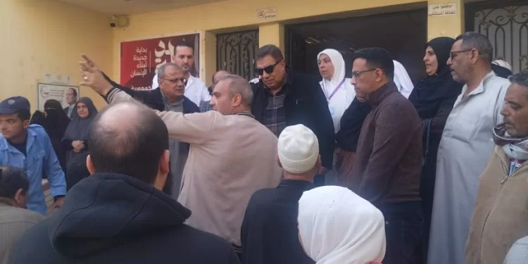 «مرزوق» يتفقد قرى مركز المنصورة ويؤكد على تحسين الخدمات ويستمع لمشاكل المواطنين