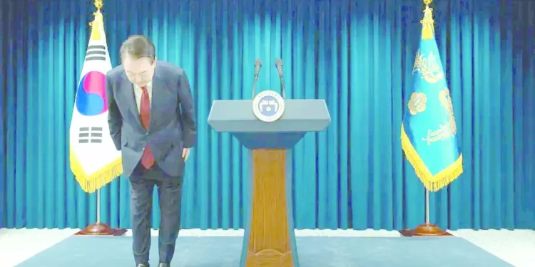 رئيس كوريا الجنوبية يعلن تنحيه دون انتظار قرار المحكمة الدستورية 1 - جريدة الجمهورية صلاح يصنع.. ليفربول يتعادل مع فولهام ويتراقص على قمة البريميرليج