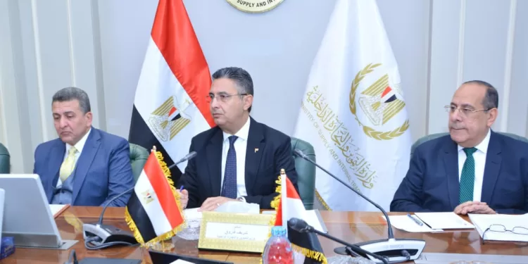 مصر نحو مستقبل أخضر: خطط جديدة لتحويل مخلفات مصانع السكر إلى طاقة نظيفة 1 - جريدة الجمهورية مصر نحو مستقبل أخضر: خطط جديدة لتحويل مخلفات مصانع السكر إلى طاقة نظيفة