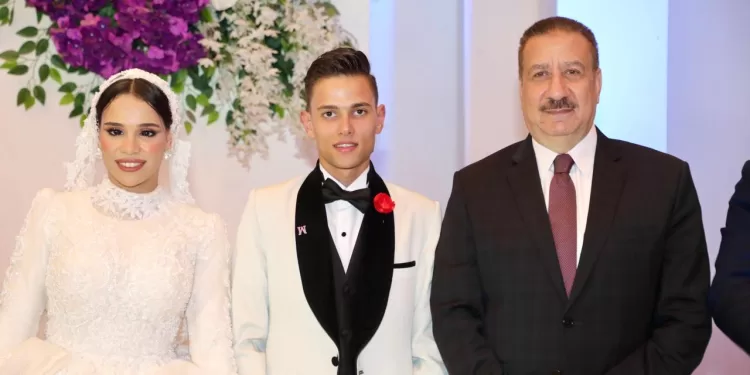 لفتة إنسانية.. محافظ المنوفية يشارك فرحة عروسين أيتام 1 - جريدة الجمهورية لفتة إنسانية.. محافظ المنوفية يشارك فرحة عروسين أيتام