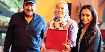 تكريم يستحق: سارة البيه صاحبة الفكرة الرائدة للبطولة العربية للشراع للإناث