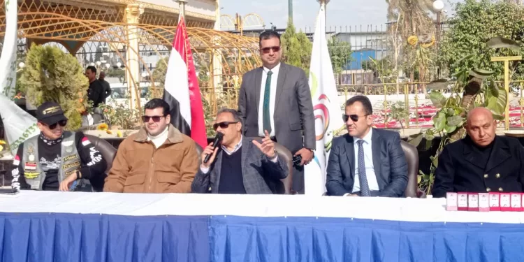 انطلاق دورة «الوفاء ورد الجميل» على ملعب الزهور في العاشر من رمضان