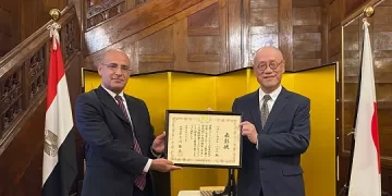 جامعة الجلالة تهنئ الدكتور حسن حرب بفوزه بجائزة وزير الخارجية الياباني لـ2024
