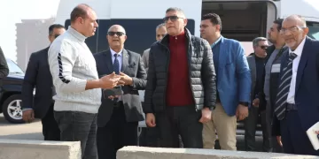 محافظ الجيزة يتفقد مواقع التشجير المقترحة على الدائري