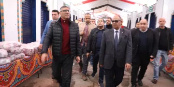 جولة تفقدية شاملة لمحافظ الجيزة: تطوير طرق وتحسين الخدمات