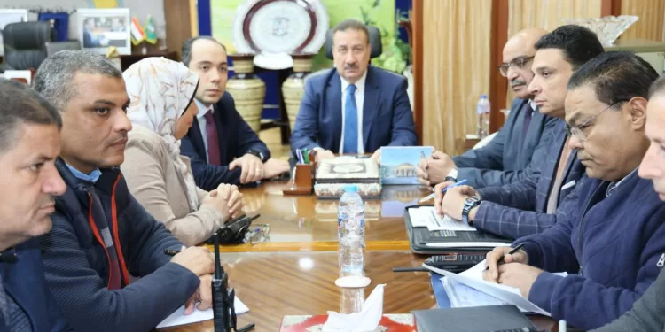 محافظ المنوفية يحمل رؤساء الوحدات المحلية مسؤولية إنجاز ملف التصالح