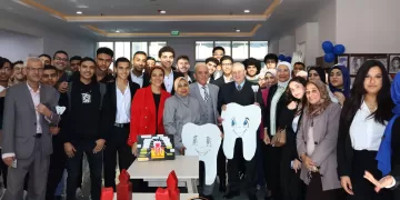 يوم علمي ناجح: طلاب طب أسنان حلوان الأهلية يقدمون مشاريع مميزة