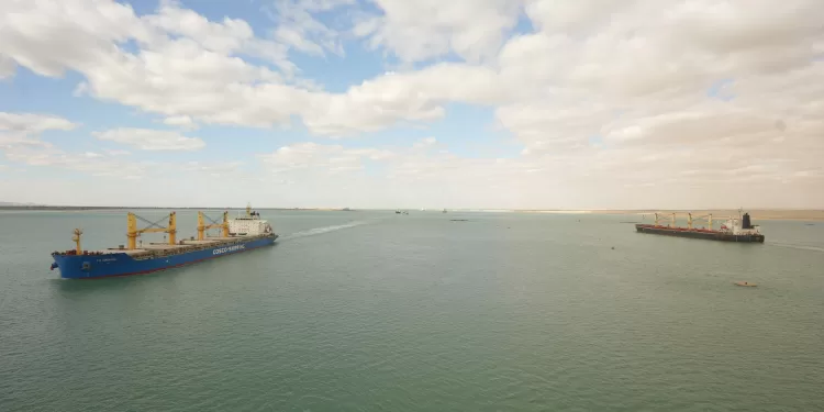 الفريق ربيع يعلن عن نجاح أولى تجارب ازدواج قناة السويس 1 - جريدة الجمهورية الفريق ربيع يعلن عن نجاح أولى تجارب ازدواج قناة السويس