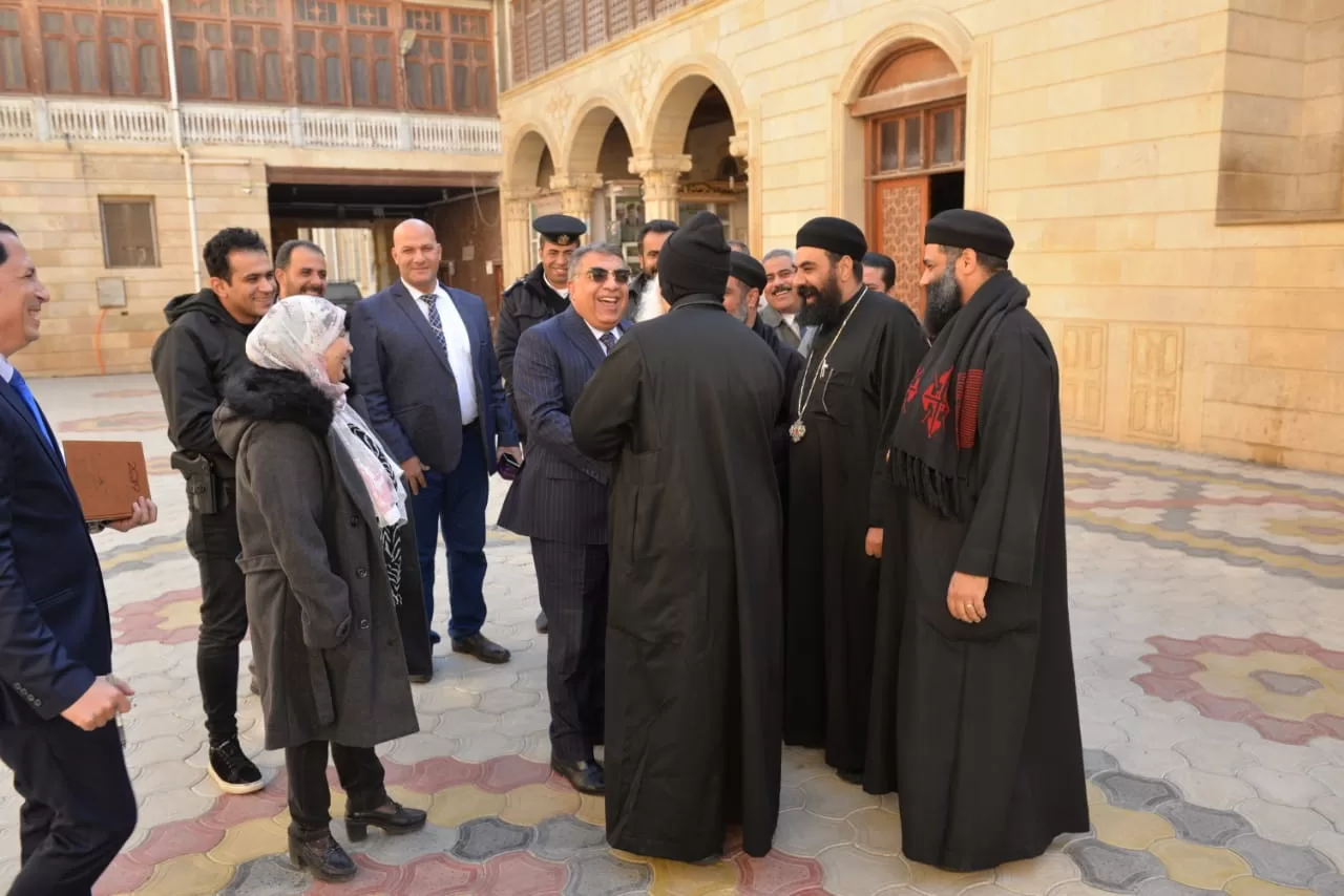 محافظ الدقهلية في جولة تفقدية شاملة بجمصة يوجه بتطوير الخدمات الصحية والإنشائية 42 | جريدة الجمهورية