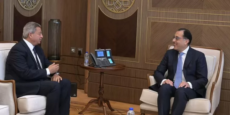 مدبولي يشيد بجهود المجلس الأعلى للإعلام في ضبط البرامج الدينية والرياضية