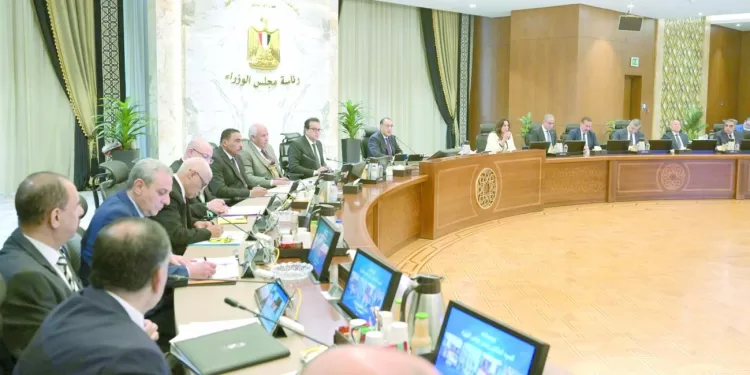 رئيس الوزراء يترأس الاجتماع الرابع لمجلس المحافظين التوسع: فى «أسواق اليوم الواحد» وتنظيمها على يومين