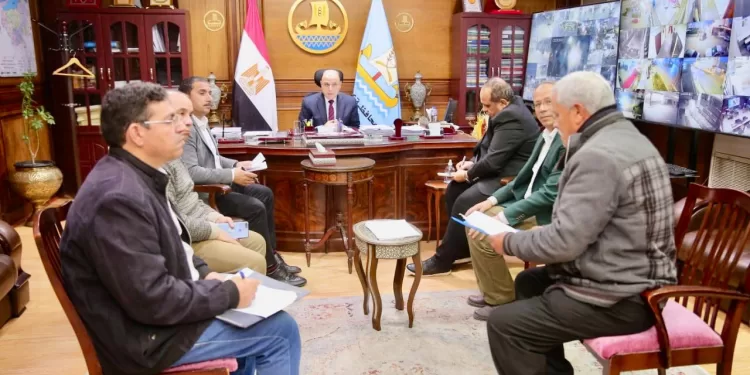 صوت المواطن يصل إلى محافظ كفر الشيخ في لقاء مباشر