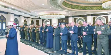 احتفالاً بالعيد الــ «73»: وزيرا الداخلية والأوقاف والمفتى.. يؤدون صلاة الجمعة بمسجد الشرطة بالقاهرة الجديدة