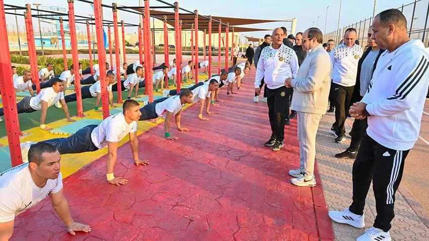 فيديو| الرئيس عبد الفتاح السيسي يتفقد الأكاديمية العسكرية المصرية 2 | جريدة الجمهورية