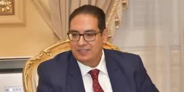 رئيس جامعة القاهرة يتفقد لجان الامتحانات.. ويوجه بتوفير سبل الراحة للطلاب