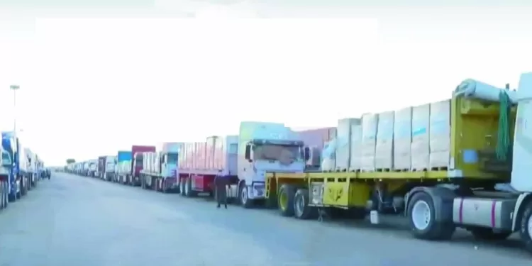 تجهيز 600 شاحنة مساعدات يوميًا لغزة