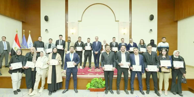 اهتمام كبير بتكنولوجيا الجيل الخامس والذكاء الاصطناعى: طلعت: أكاديمية «المواهب المصرية» تستهدف تأهيل 15 ألف متدرب