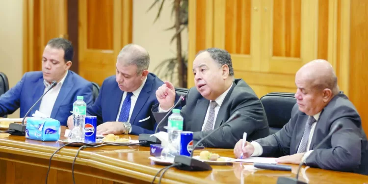 د. محمد معيط.. المدير التنفيذى لصندوق النقد الدولى فى أول حوار له: الاقتصاد المصرى صامد ويتعافى.. والأزمات الصعبة زادته صلابة ولم تكسره